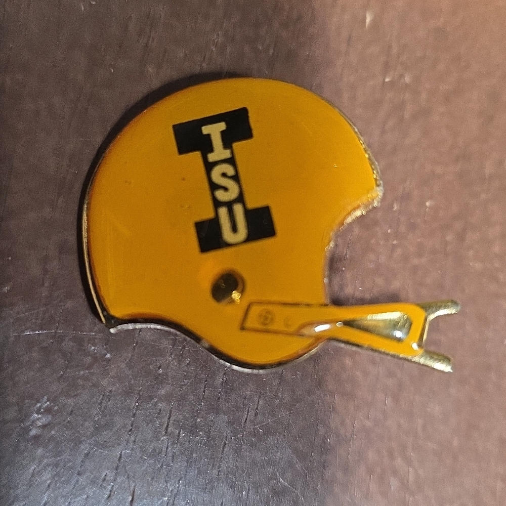 Iowa State University "ISU" Football Helmet Pin, VTG, 1990s